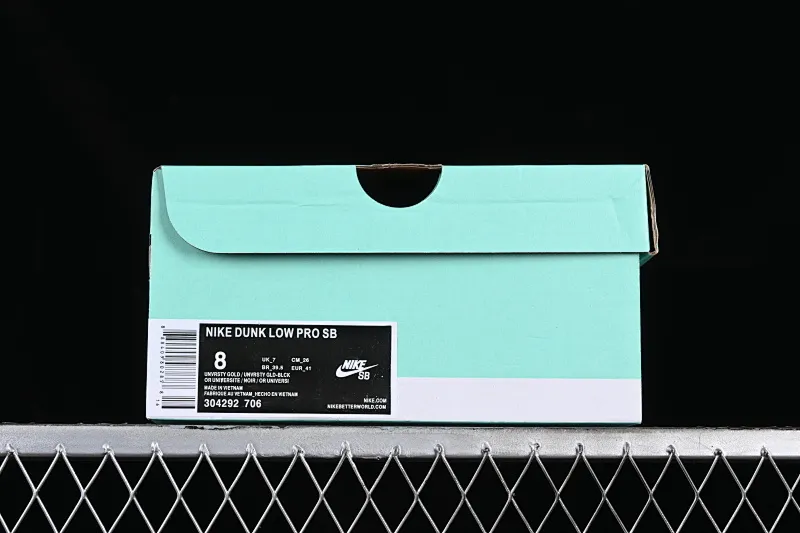 All Categories Nk SB Dunk Series Nk SB Dunk Low Low-top sneakers Nk Dunk SB Low "Valentines Day" Raw rubber black and yellow Retro low-top casual sports skateboard shoes 304292-706
